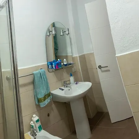 Tenerifen Shibuya Cross Bed & Breakfast Santa Cruz de Tenerife